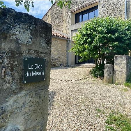 Le Clos Du Mesnil, Logement Totalement Independant Le Tourne Екстериор снимка